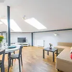 Krupnicza Modern Old Town - By Upstairs Cracovia