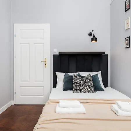 Krupnicza Modern Old Town - By Upstairs Apartamento *