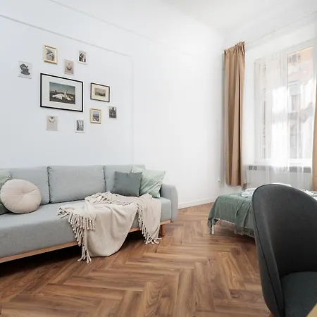 Apartamento Krupnicza Modern Old Town - By Upstairs Cracovia