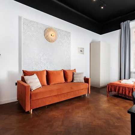 Krupnicza Modern Old Town - By Upstairs Cracovia