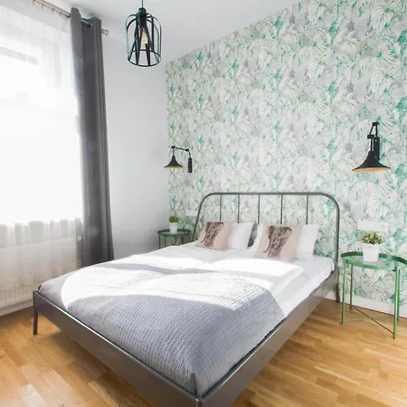Krupnicza Modern Old Town - By Upstairs Krakov