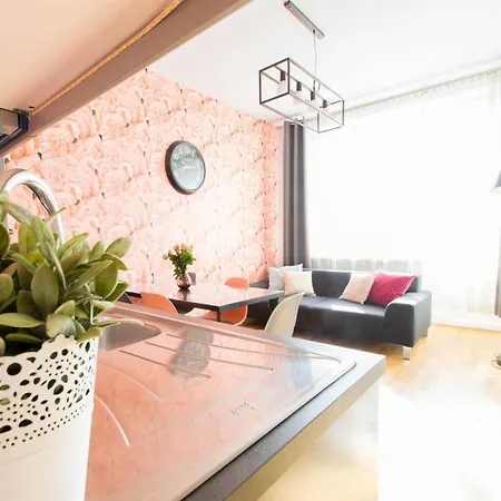 Krupnicza Modern Old Town - By Upstairs * Krakov