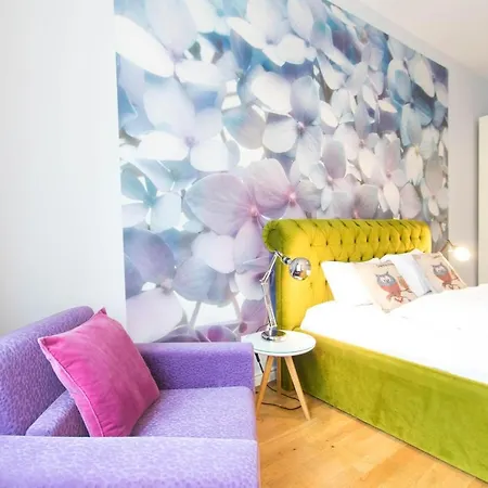 Krupnicza Modern Old Town - By Upstairs *