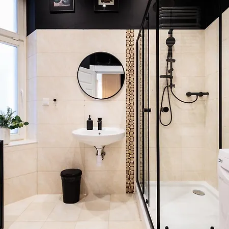 Krupnicza Modern Old Town - By Upstairs Apartamento Cracovia