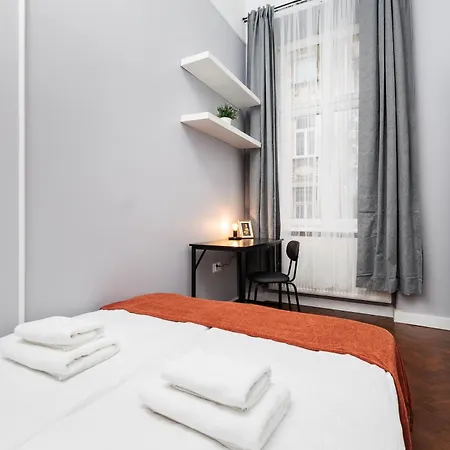 Krupnicza Modern Old Town - By Upstairs * Krakov