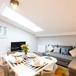 Krupnicza Modern Old Town - By Upstairs Apartamento *