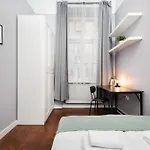 Apartamento Krupnicza Modern Old Town - By Upstairs Cracóvia