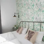 Krupnicza Modern Old Town - By Upstairs *