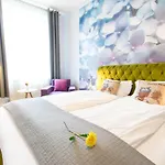 Apartament Krupnicza Modern Old Town - By Upstairs *