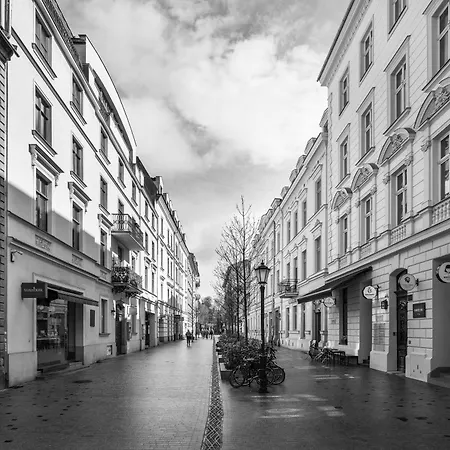 Krupnicza Modern Old Town - By Upstairs Apartment Krakow