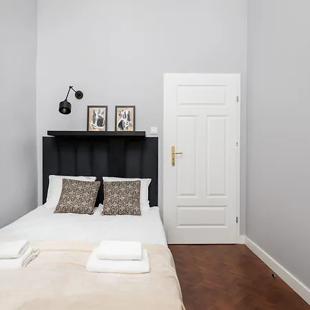 Apartment Krupnicza Modern Old Town - By Upstairs